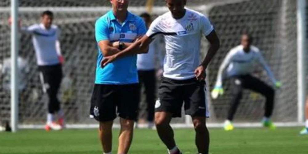 David Braz volta para o time do Santos no jogo de hoje