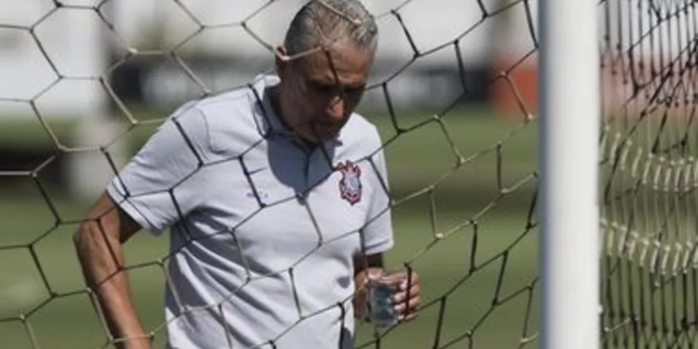 Técnico Tite destacou a importância da maturidade da equipe no jogo de hoje