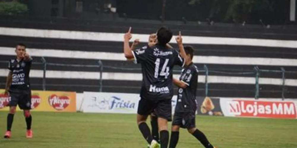 Imagem ilustrativa da imagem ‘Fantasminha’ vence no Paranaense Sub-17