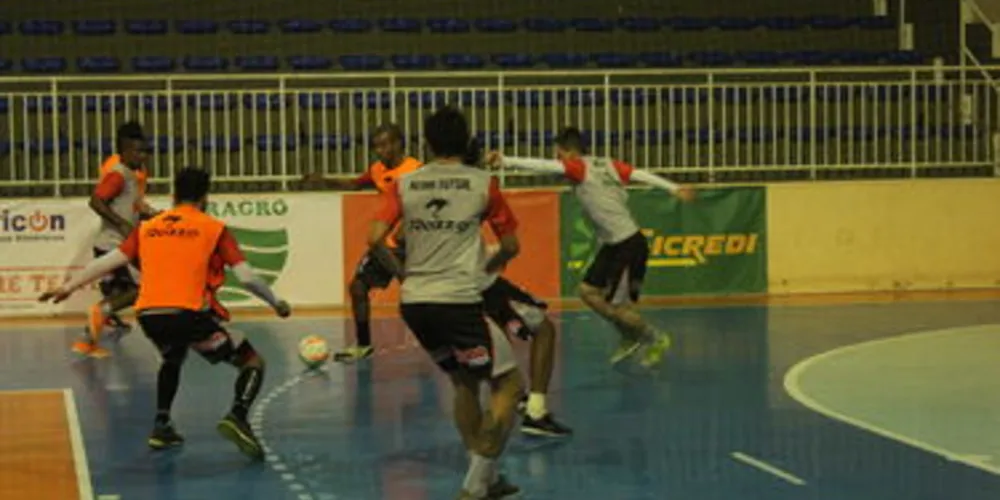 Imagem ilustrativa da imagem Keima Futsal recebe líder da Chave Ouro de futsal