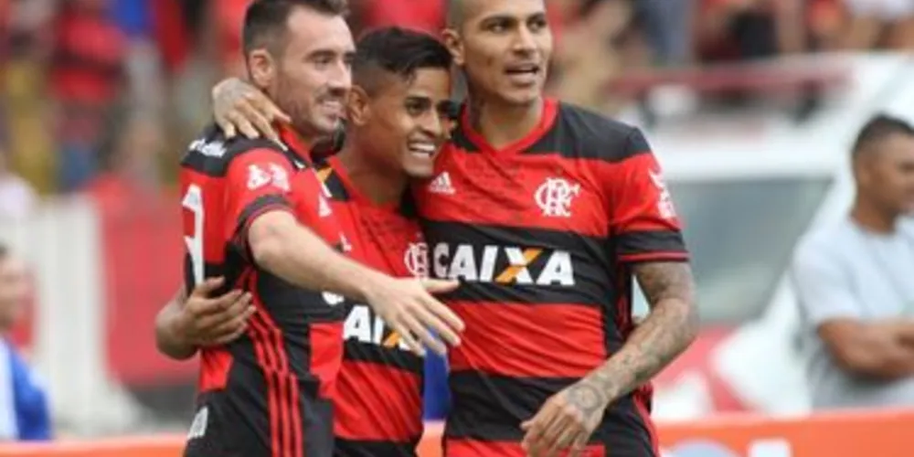 Flamengo garante 3 pontos no primeiro jogo da competição