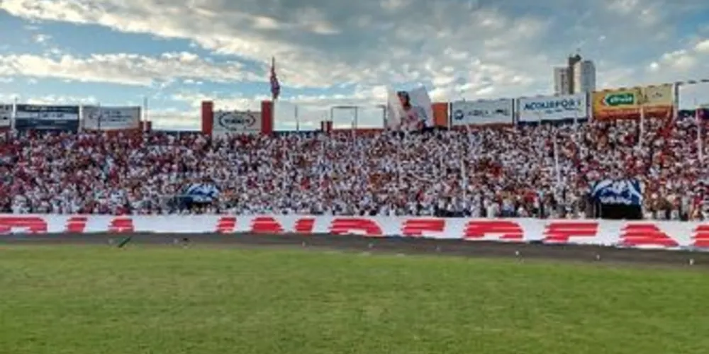 Paraná Clube busca primeira vitória em casa