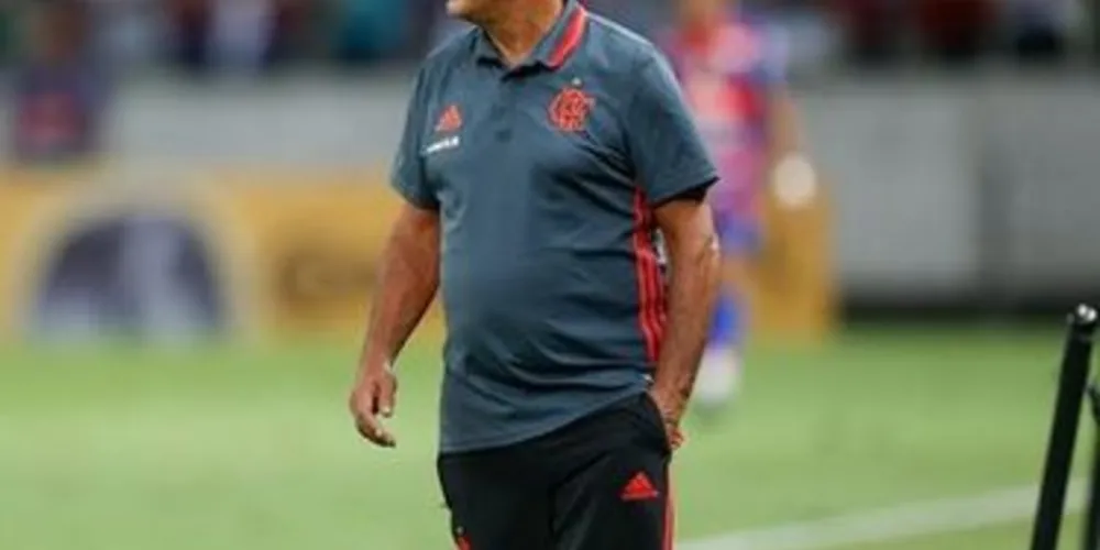 Imagem ilustrativa da imagem Muricy está fora, e Flamengo espera anunciar Abel Braga