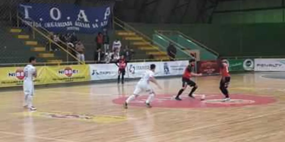 Imagem ilustrativa da imagem Keima vence de virada e assume vice-liderança