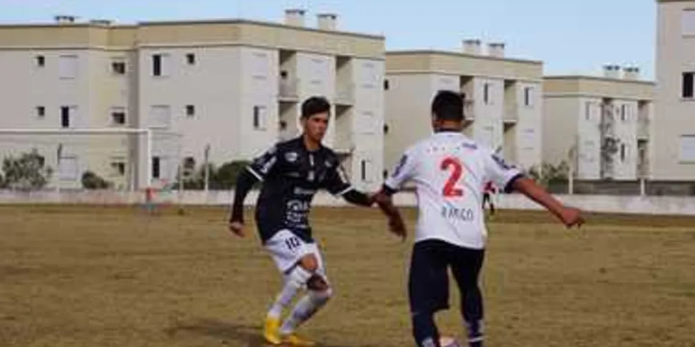 Imagem ilustrativa da imagem Operário Sub-17 vence Paraná em casa