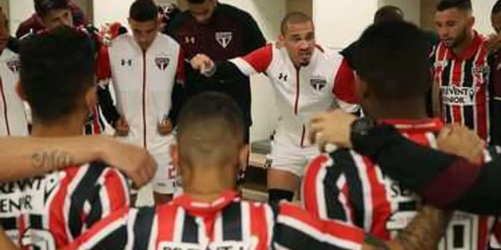 Imagem ilustrativa da imagem Grêmio e São Paulo fazem duelo de tricolores na Arena