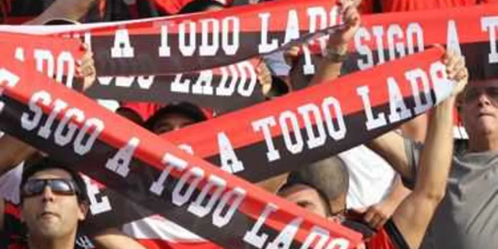 Imagem ilustrativa da imagem Flamengo duela com o Santos por vaga no G-4