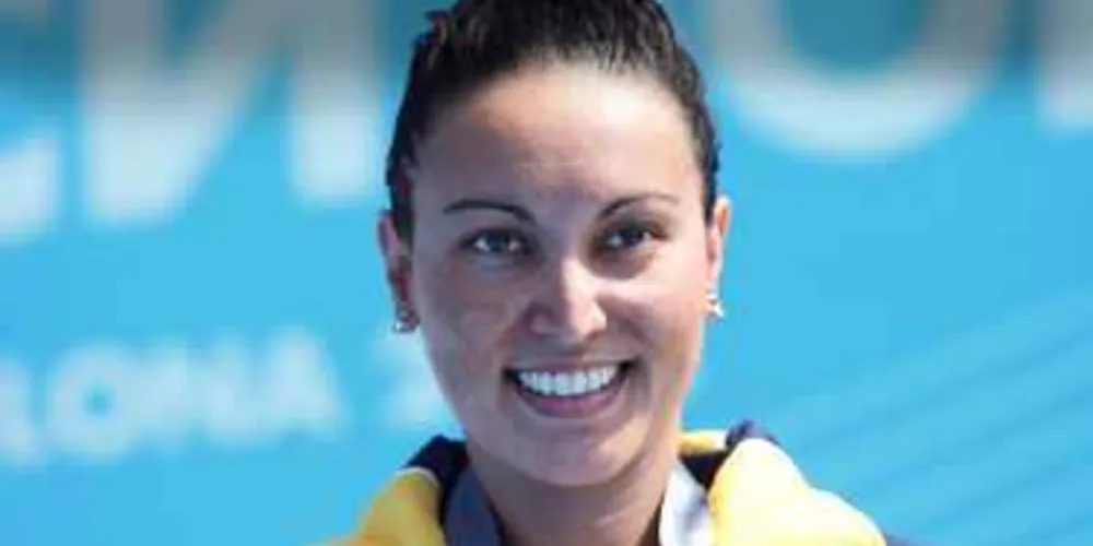 Imagem ilustrativa da imagem Poliana Okimoto é bronze na maratona aquática