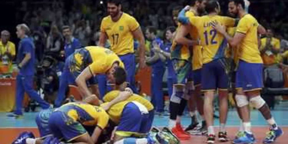 Imagem ilustrativa da imagem Brasil vence Rússia e garante vaga na final no vôlei masculino