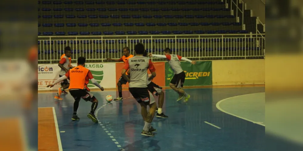 Imagem ilustrativa da imagem Keima Futsal recebe líder da Chave Ouro de futsal