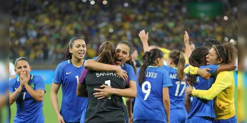 Imagem ilustrativa da imagem Meninas do Brasil buscam o bronze contra o Canadá