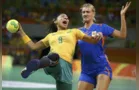 Brasil perde para Holanda e cai no handebol feminino