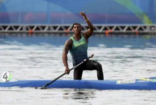 Imagem ilustrativa da imagem Isaquias Queiroz ganha o bronze nos 200m da canoagem