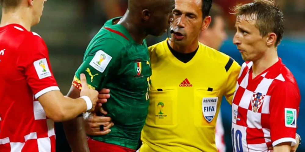 Imagem ilustrativa da imagem Aposta certeira levanta suspeita de “jogo comprado”