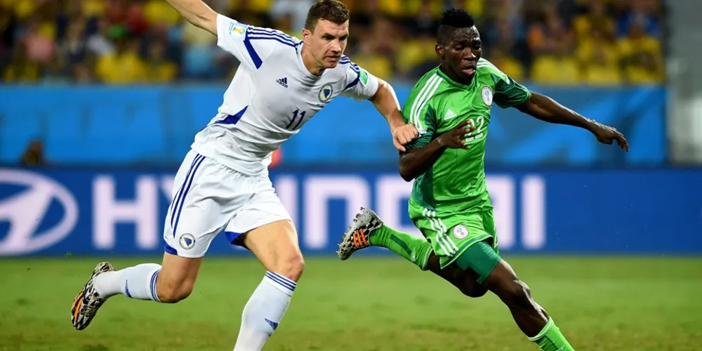 Imagem ilustrativa da imagem Nigéria vence, elimina a Bósnia e se aproxima de vaga