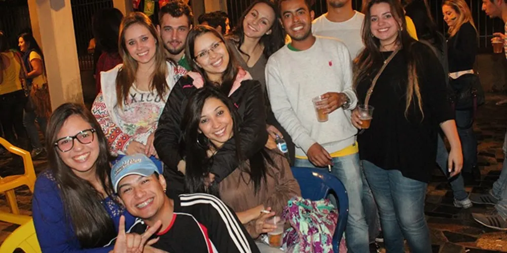 Imagem ilustrativa da imagem Confira flagras da torcida pelo Brasil no Thribus Campestre!