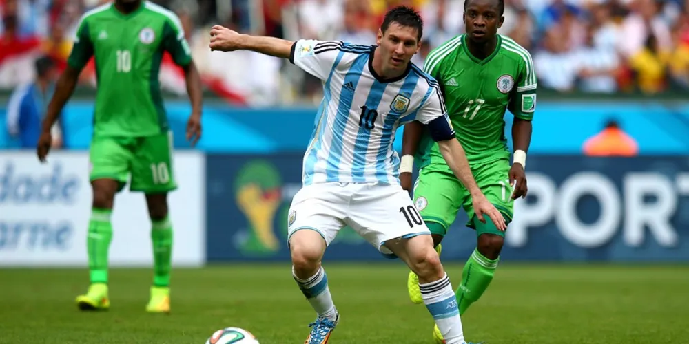 Imagem ilustrativa da imagem Messi vira o 5º maior artilheiro da Argentina em Copas