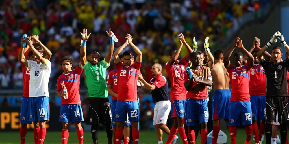 Imagem ilustrativa da imagem Em duelo inesperado, Grécia e Costa Rica buscam vaga