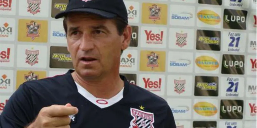 Imagem ilustrativa da imagem Ex-lateral Giba, do Corinthians, morre aos 52 anos