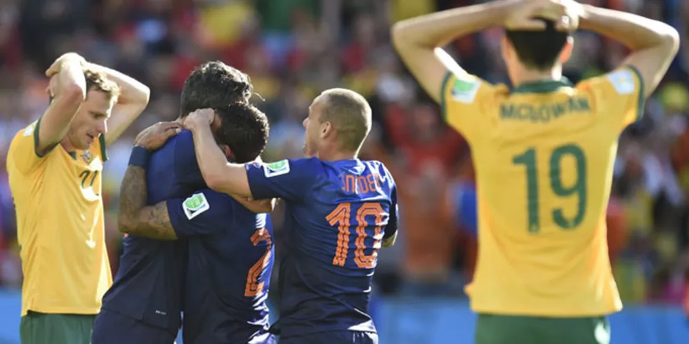 Imagem ilustrativa da imagem Holanda sofre, mas derrota a Austrália por 3 a 2