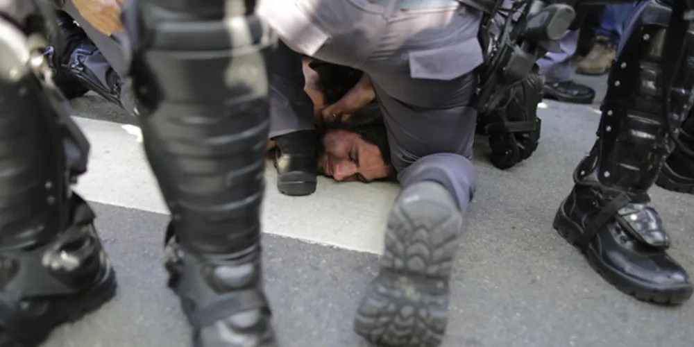 Imagem ilustrativa da imagem Choque da PM entra em confronto com manifestantes