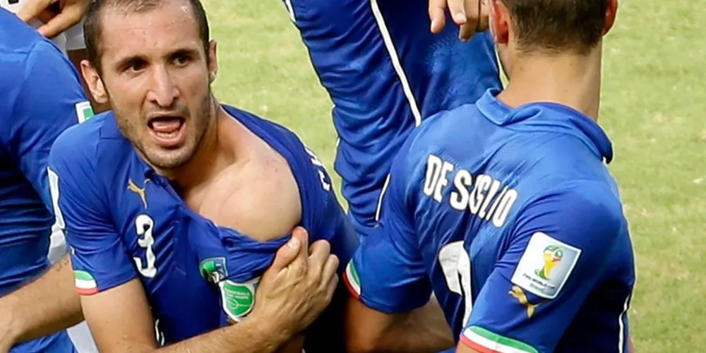 Imagem ilustrativa da imagem Chiellini considera que punição a Suárez foi excessiva