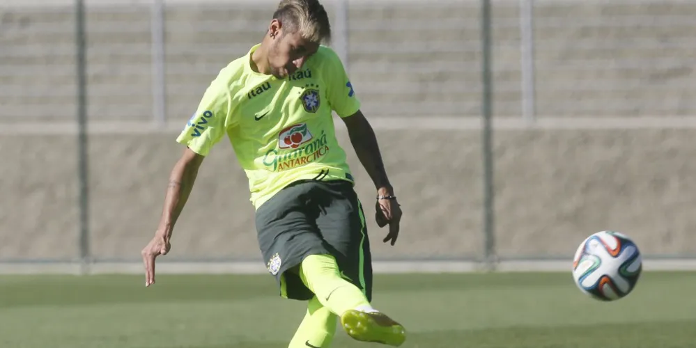 Imagem ilustrativa da imagem Neymar continua tratamento na volta a Teresópolis