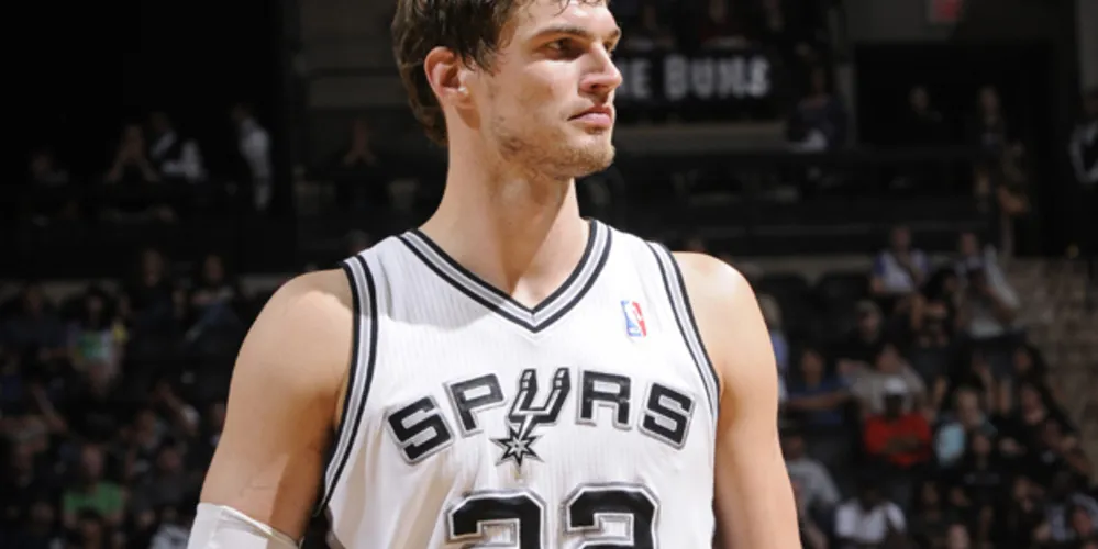 Imagem ilustrativa da imagem Só virada inédita impede 1º título de brasileiro na NBA