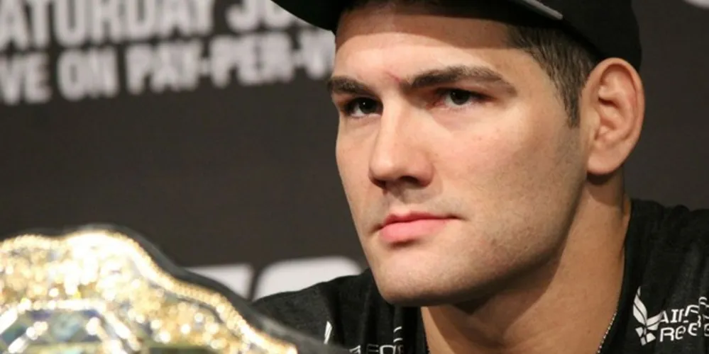 Imagem ilustrativa da imagem Técnico de Weidman aposta em nocaute contra Lyoto