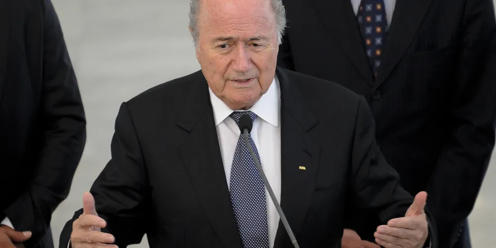 Imagem ilustrativa da imagem Copa foi um sucesso, diz Blatter ao passar sede à Russia