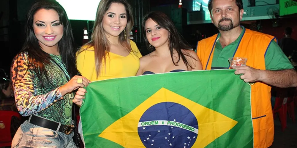 Imagem ilustrativa da imagem Confira as fotos da torcida brasileira na Play!