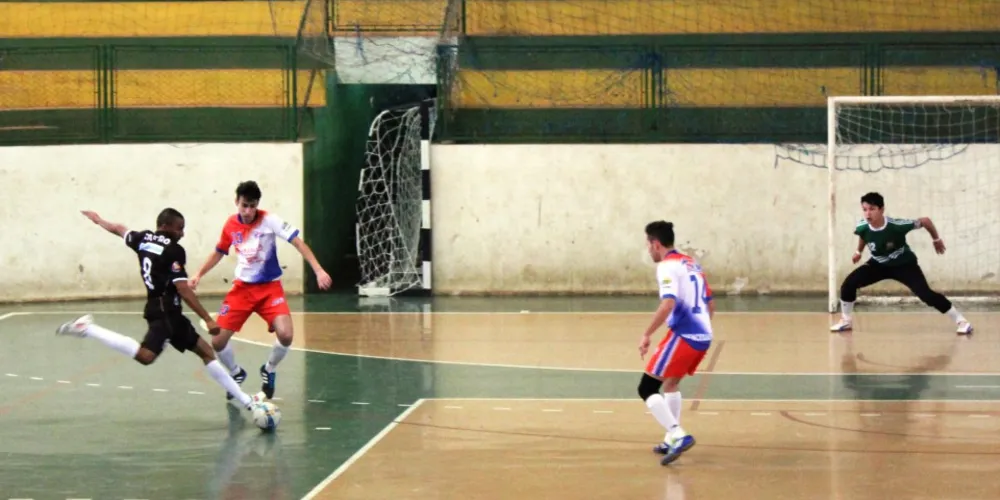 Imagem ilustrativa da imagem Caramuru Futsal encara lanterna da ‘Prata’
