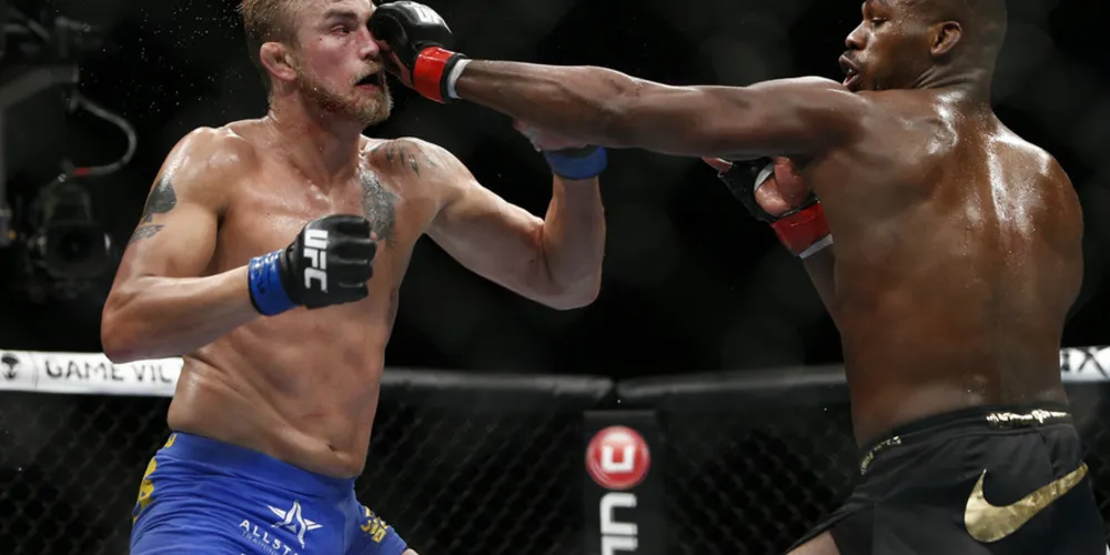 Imagem ilustrativa da imagem Gustafsson se lesiona e Jon Jones tem novo adversário