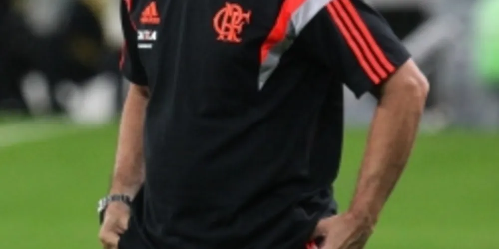 Imagem ilustrativa da imagem Flamengo perde e volta para a lanterna
