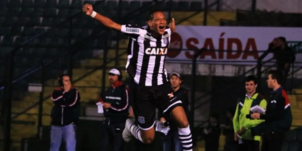 Imagem ilustrativa da imagem Figueirense vence o Botafogo e deixa Z4