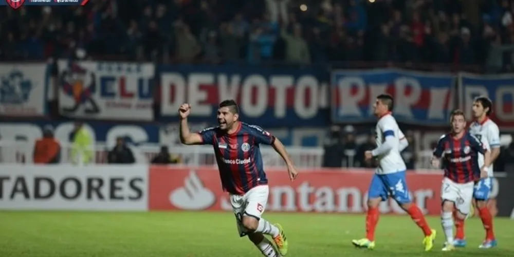 Imagem ilustrativa da imagem San Lorenzo vence Nacional é campeão da Libertadores