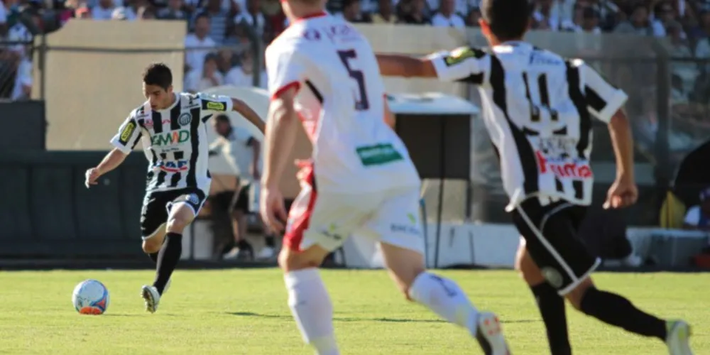Imagem ilustrativa da imagem Confira todos os jogos do OFEC no Paranaense 2015