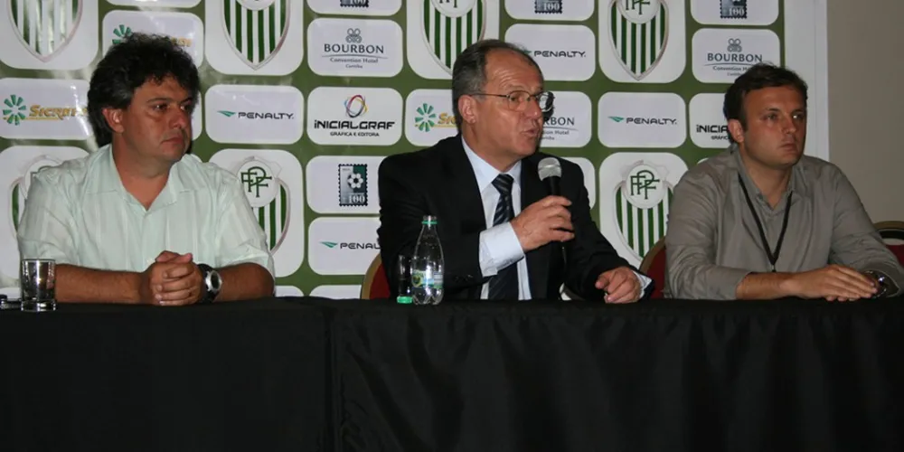Imagem ilustrativa da imagem Por problemas financeiros, Arapongas desiste do Paranaense