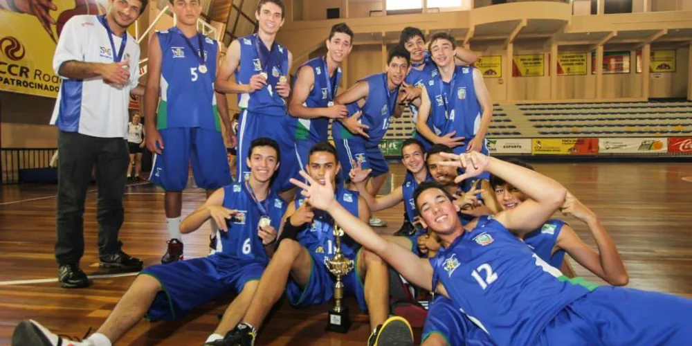 Imagem ilustrativa da imagem Castro é campeã da Liga de Basquete dos Campos Gerais