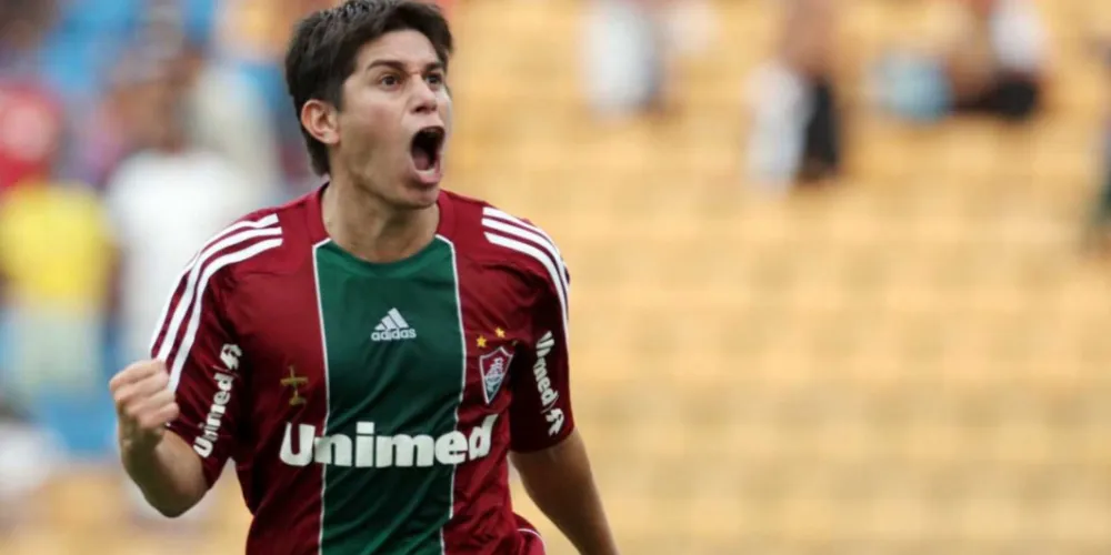 Imagem ilustrativa da imagem Fluminense descarta negociar o meia Conca