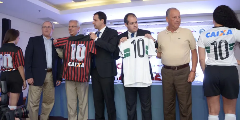 Imagem ilustrativa da imagem Atlético-PR e Coritiba fecham com mesmo patrocinador