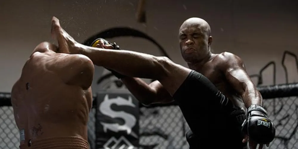 Imagem ilustrativa da imagem Lutador do UFC ‘sofre’ em treinos com Anderson Silva