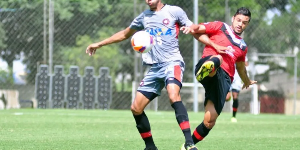 Imagem ilustrativa da imagem Atlético-PR Sub-23 perde jogo-treino para Joinville
