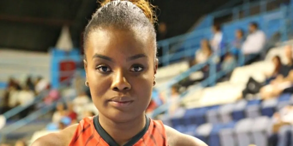 Imagem ilustrativa da imagem Capitã da seleção de vôlei é vítima de racismo na Superliga