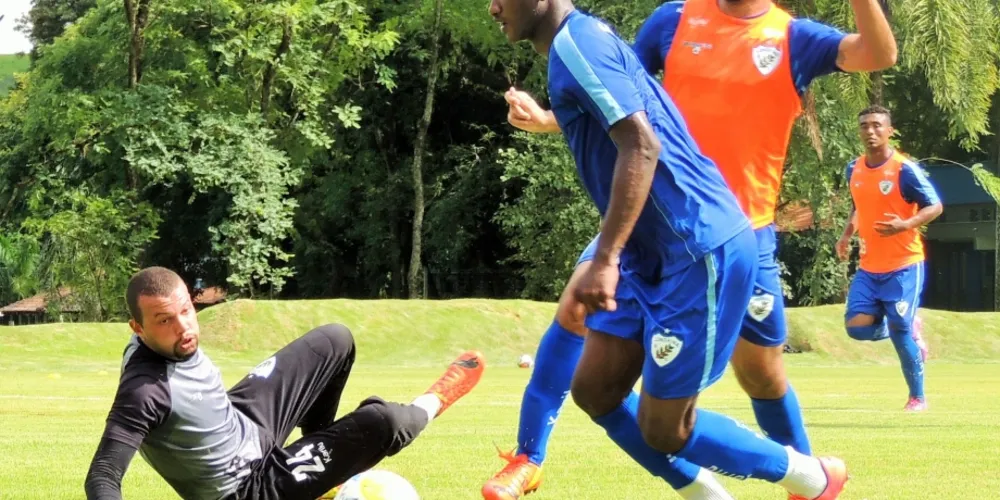 Imagem ilustrativa da imagem Londrina fará amistoso contra Cruzeiro valendo ‘Troféu Sicredi’