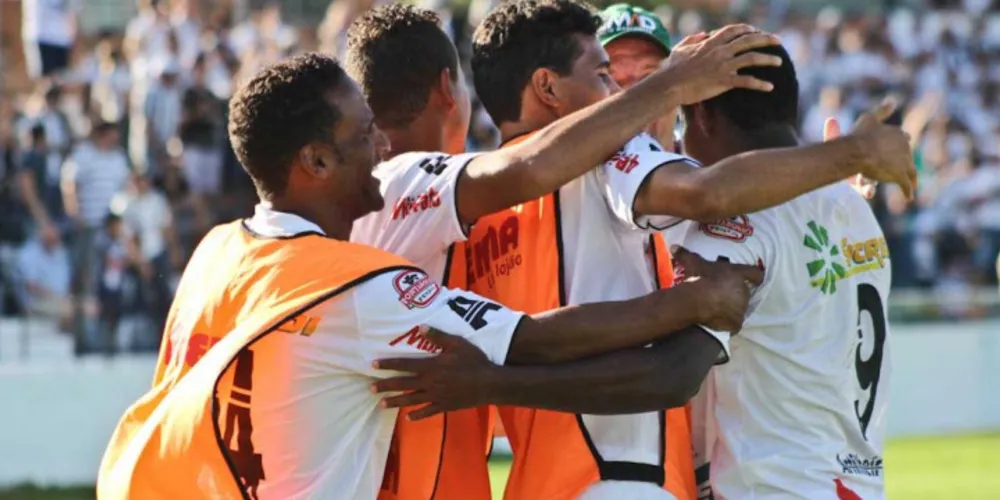 Imagem ilustrativa da imagem Operário tem melhor reta inicial no Paranaense