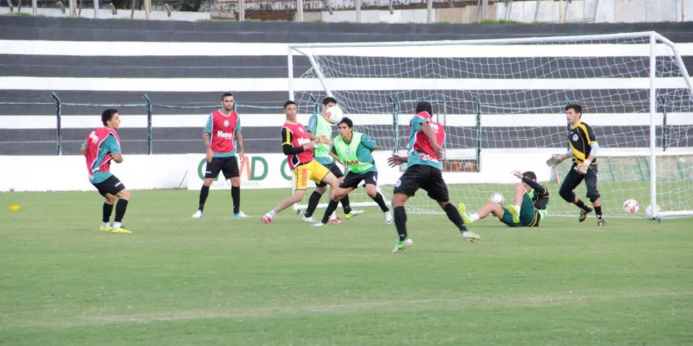 Imagem ilustrativa da imagem Operário relaciona jogadores para enfrentar Coritiba
