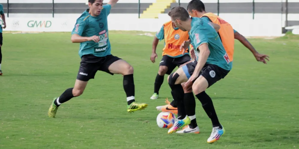Imagem ilustrativa da imagem Fantasma encara o Londrina nesta quarta-feira pelo Paranaense