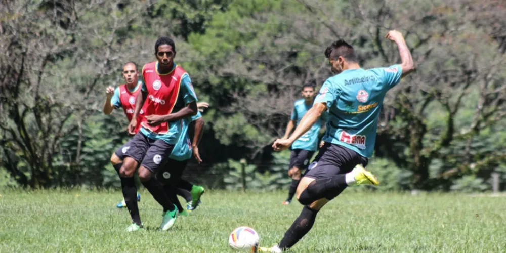 Imagem ilustrativa da imagem Operário se prepara para encarar o líder do Paranaense