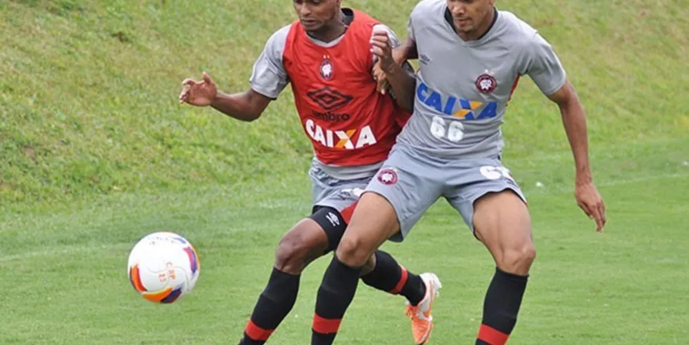 Imagem ilustrativa da imagem Atlético-PR retorna à Arena para clássico com Paraná